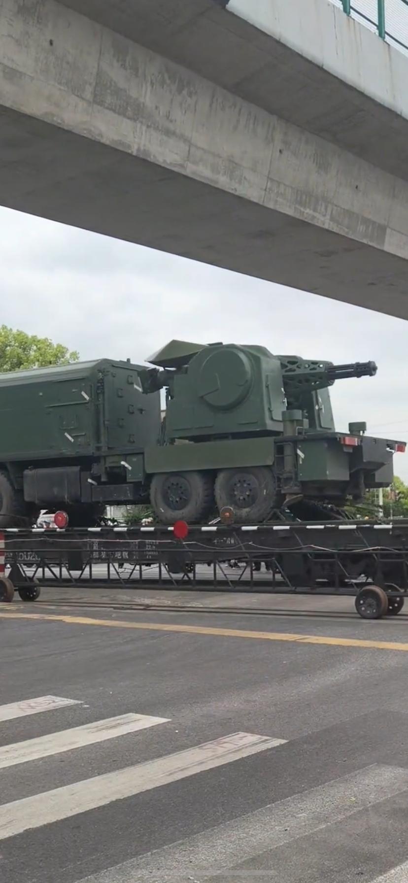 [呲牙] 地面“万发炮”，“舰炮上岸” 的典型代表——陆盾 3000（LD-30