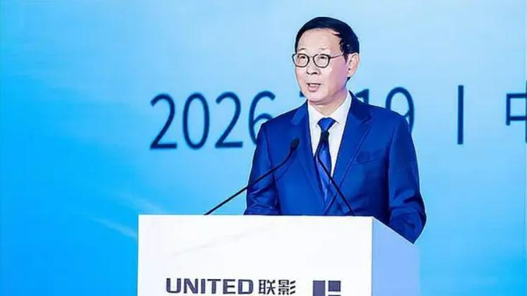 北大三院副书记姜雪在2026世界互联网大会上放了个“猛料”：AI医疗大模型要彻底