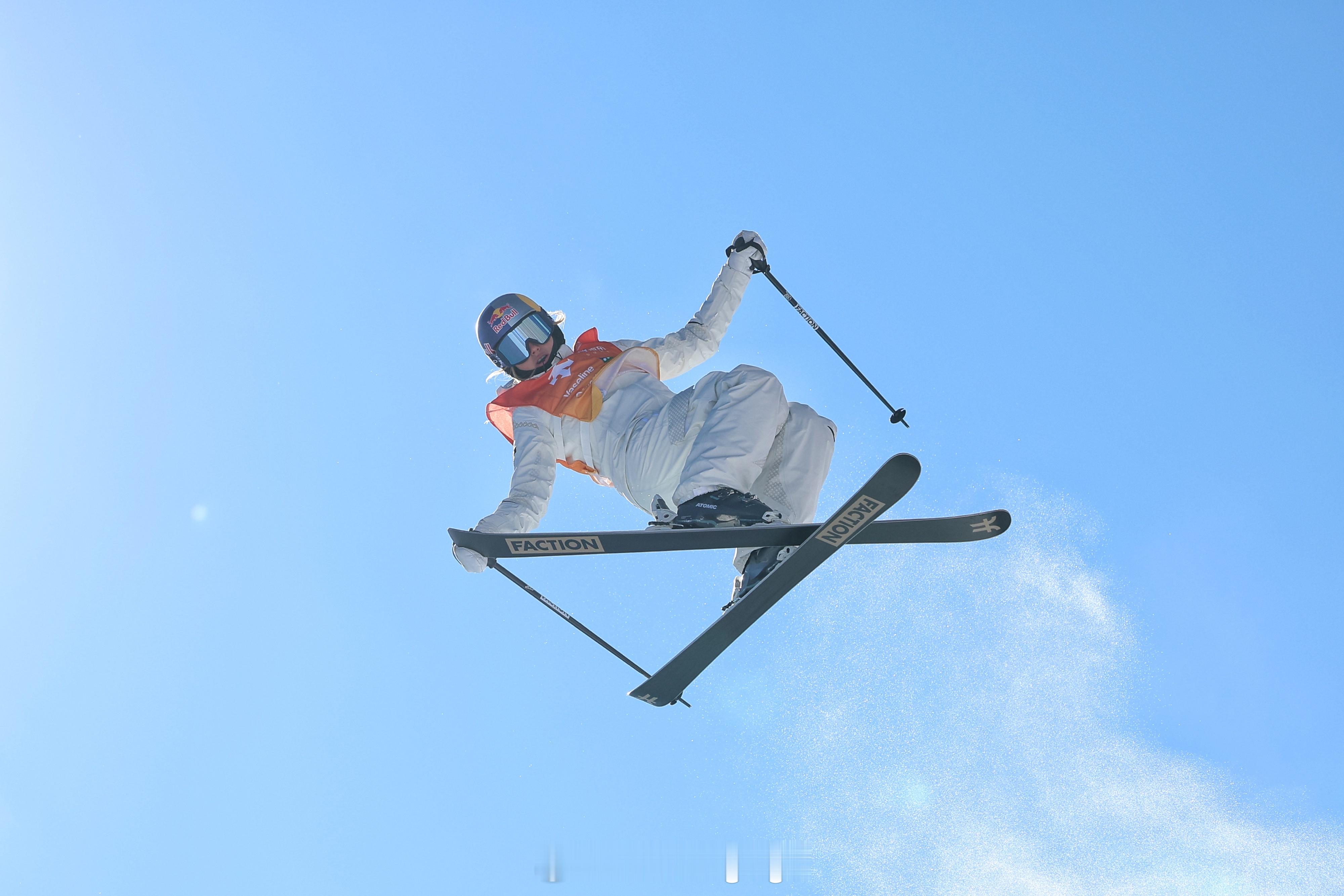 谷爱凌锁定决赛 米兰-科尔蒂纳冬奥会自由式滑雪女子坡面障碍技巧预赛第二轮，首轮失