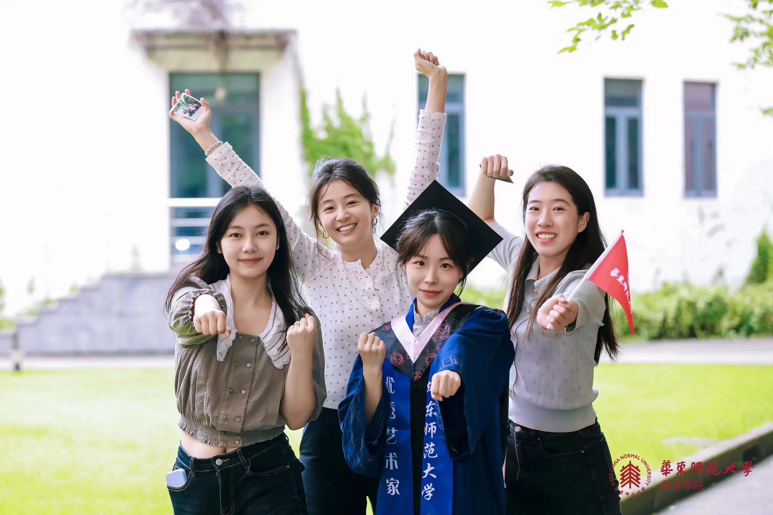 祝你的人生从此与众不同。学长学姐不要毕业哇～～