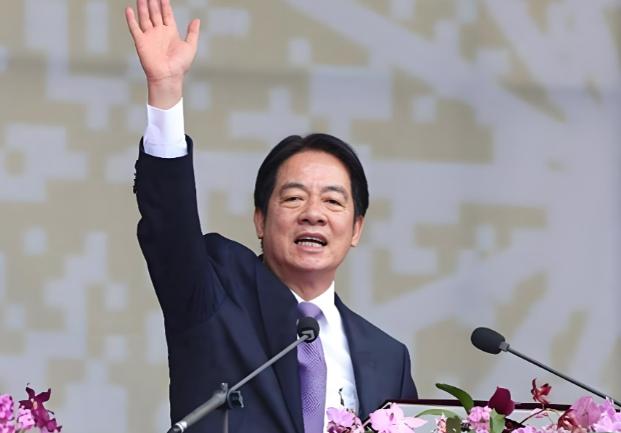 4月15日民进党中执会上，身兼党主席的赖清德终于对刚结束的国共会谈开口了。

麻