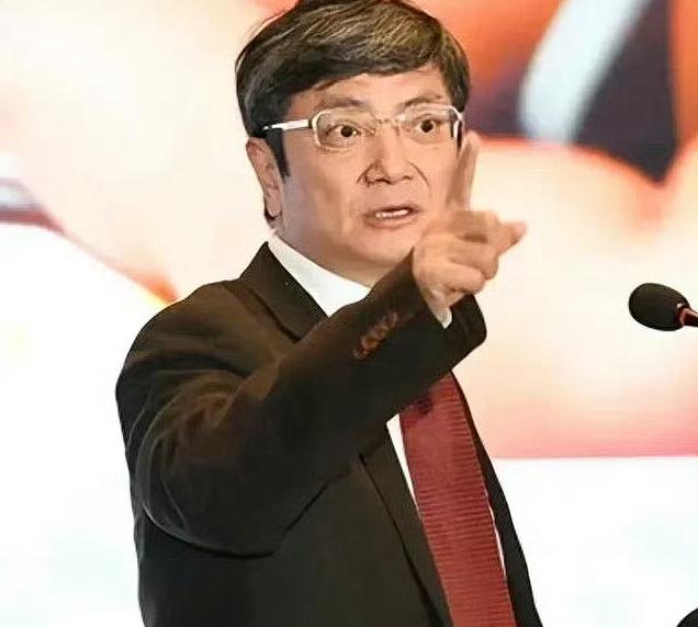 语出惊人！郑强教授一番话直接戳穿了教育问题，他说：“英语消耗了中国学生大量的时间