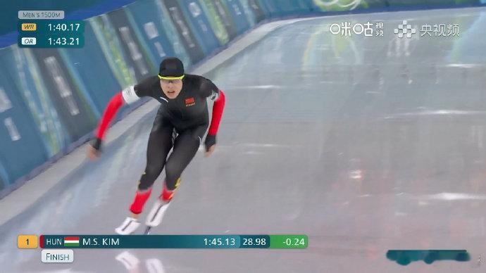 刘瀚彬滑出1分49秒米兰冬奥会速度滑冰男子1500米决赛，刘瀚彬第9组出战，最终