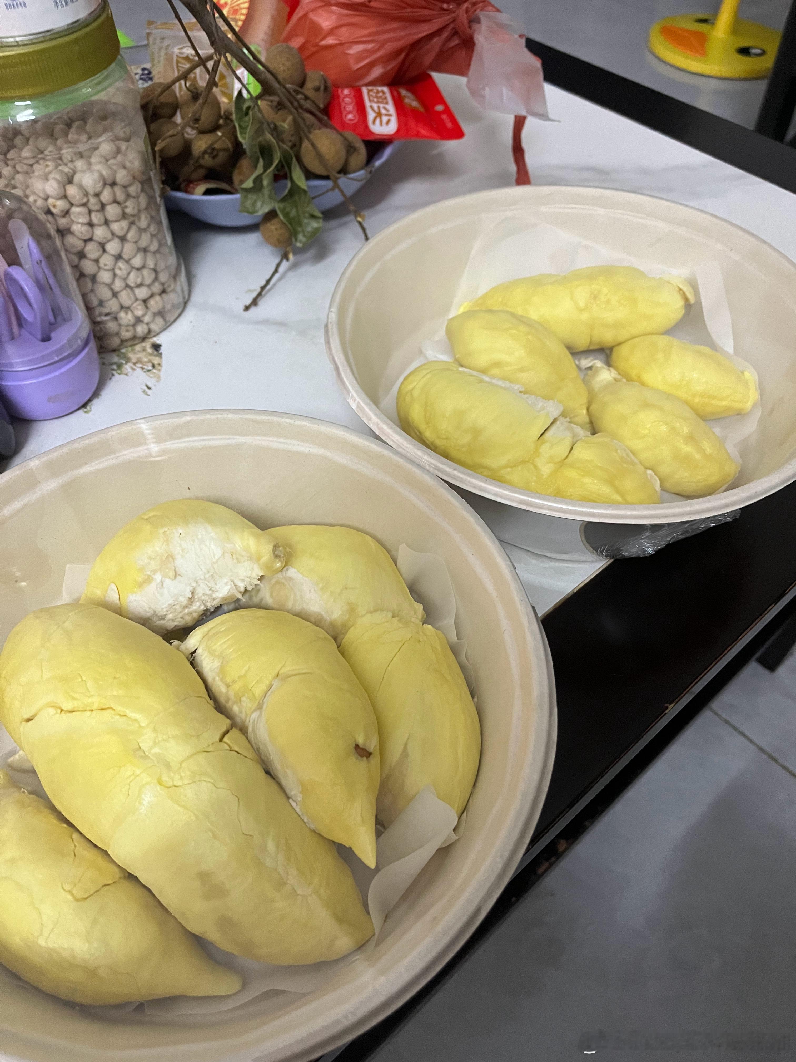 对象喜欢吃榴莲，我跟着喜欢了，就是贵了点