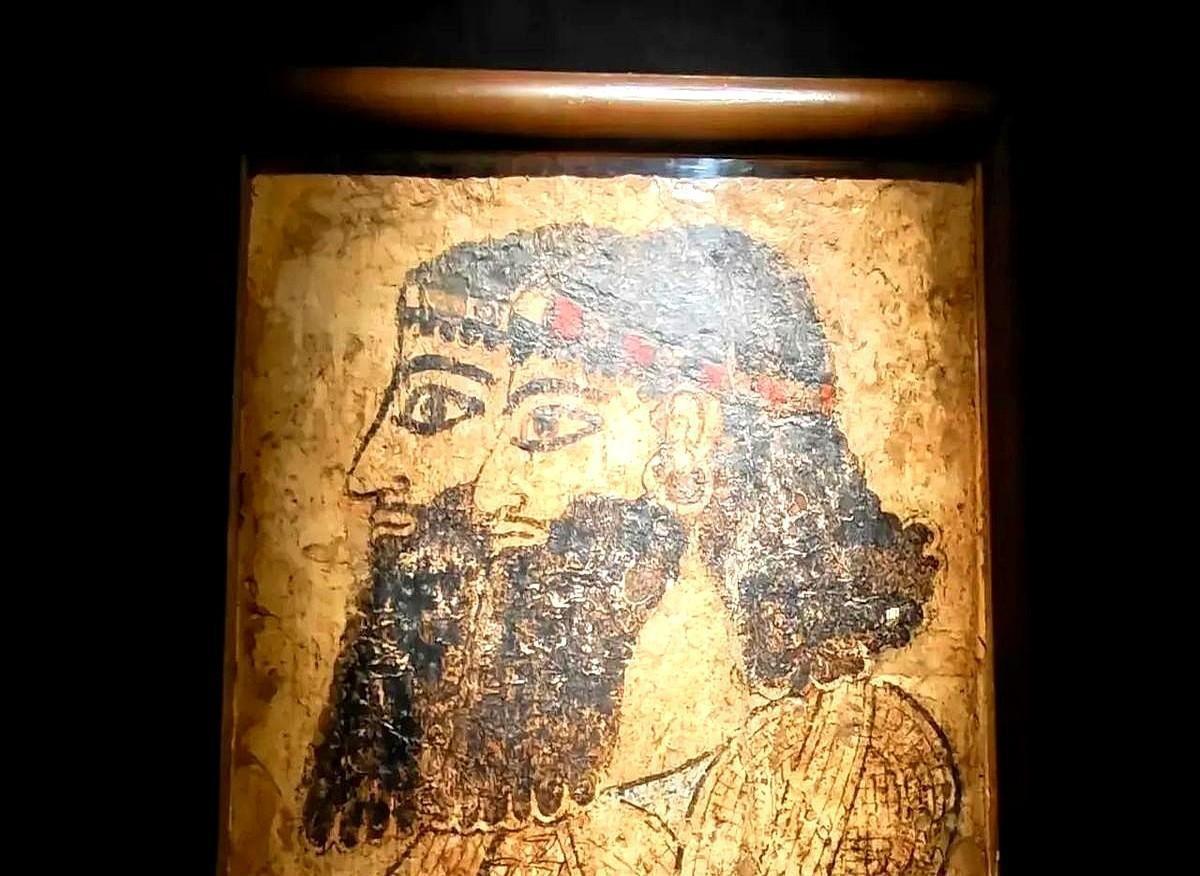 叙利亚巴沙尔执政时候，送来一批文物，让中国代保管。

国际馆藏托管事务向来遵循协