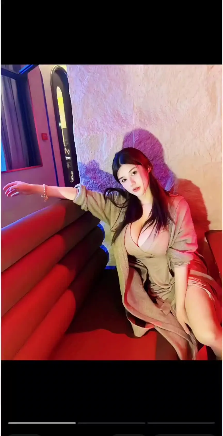 不会在再无条件的对你好不会再经过有你的街 网易云小灯 泡无意点了下小灯...