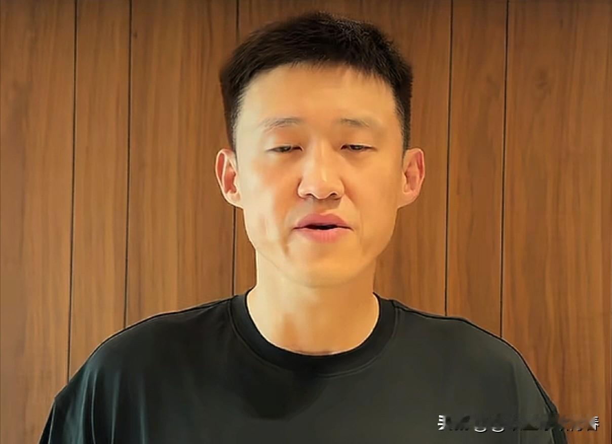 暖心！周鹏:回应重返广东宏远大家庭:

激动、兴奋、开心！时隔多年能够重新回归宏