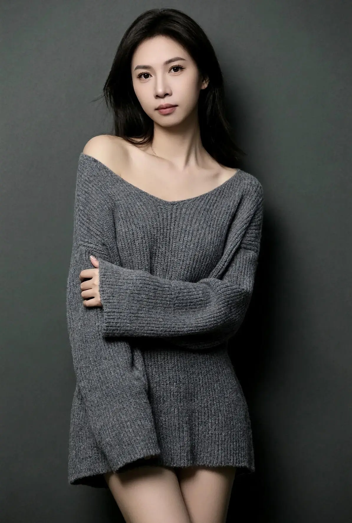女生写真高级感 高级感人像 每天一个风格灵感 简约高级感穿搭 自信氛围感写真
