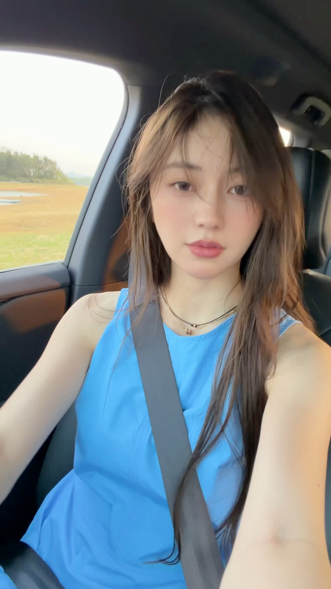 晚霞漫过天际，落日温柔。欧尼茜茜日产nx8