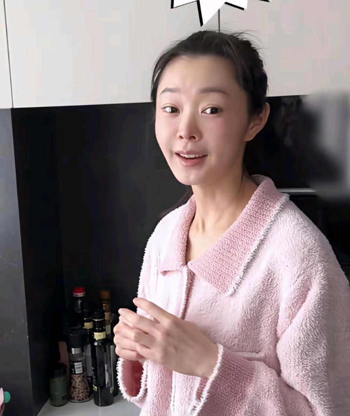 宋轶素‌颜的‏状⁠‏态也太真实了吧‌，﻿﻿看着⁠反‎⁠而挺﻿‍招‏人喜欢的。 ​