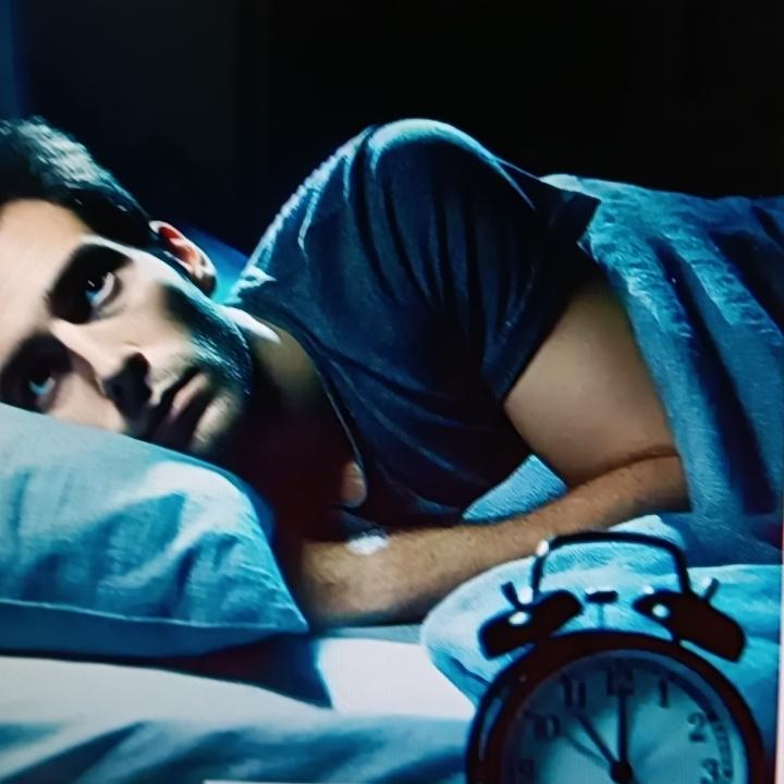 晚上睡不沉，白天没精神，这状态我太懂了！我之前就有段时间一直这样，感觉身体被掏空