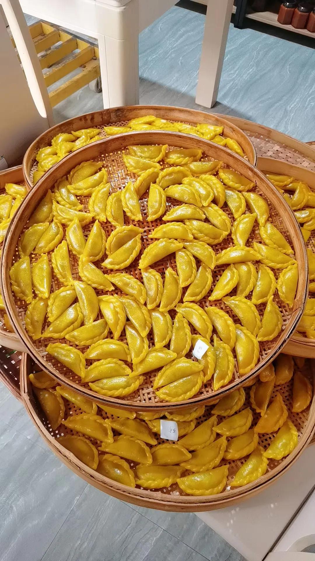 韶关好吃的东西太多   大家觉得那个最好吃[大笑][大笑]