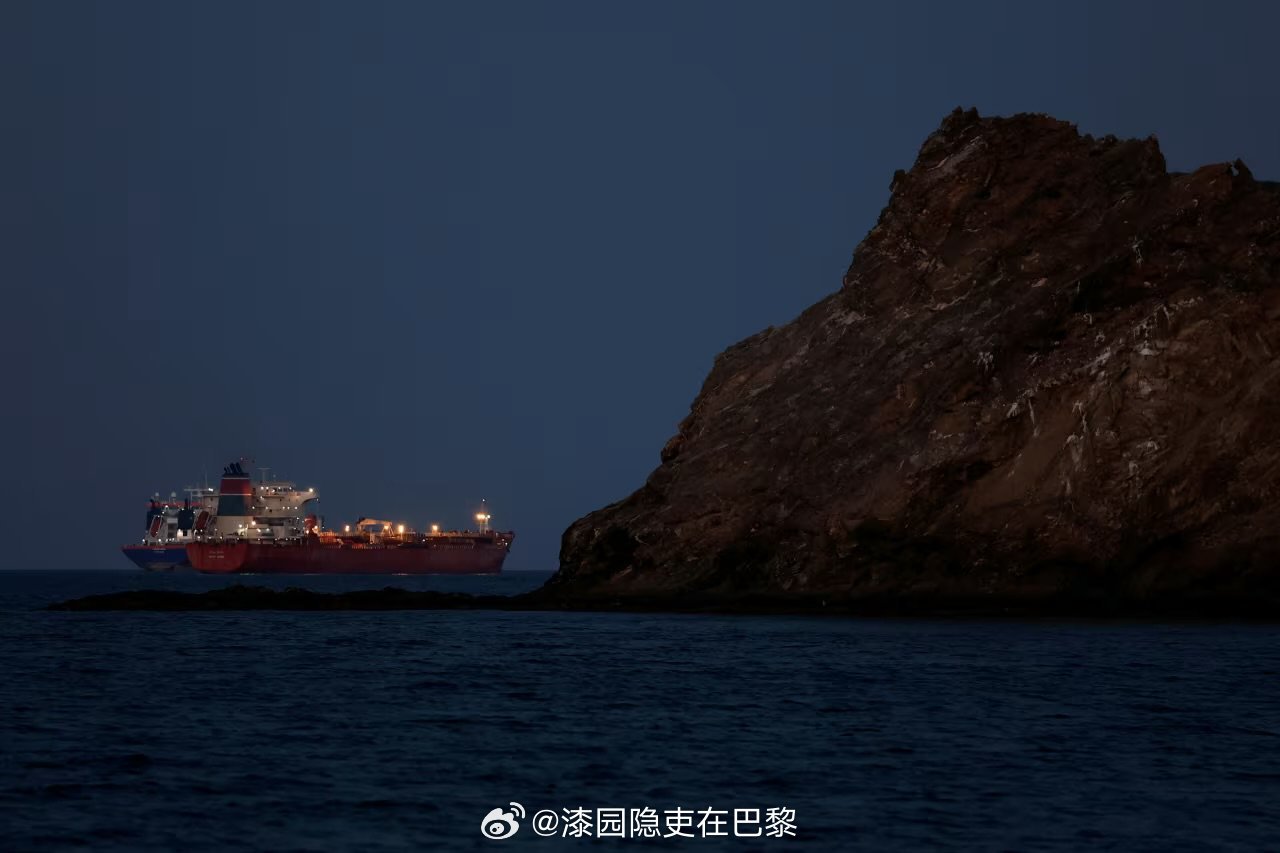 美以伊最新局势 据 CNN 援引一名伊朗高级官员的消息称，伊朗目前正在考虑一种可