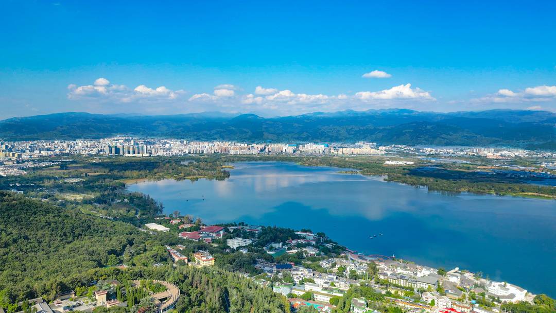 世界田联金标赛事 2026西昌邛海湿地马拉松11月7日开跑