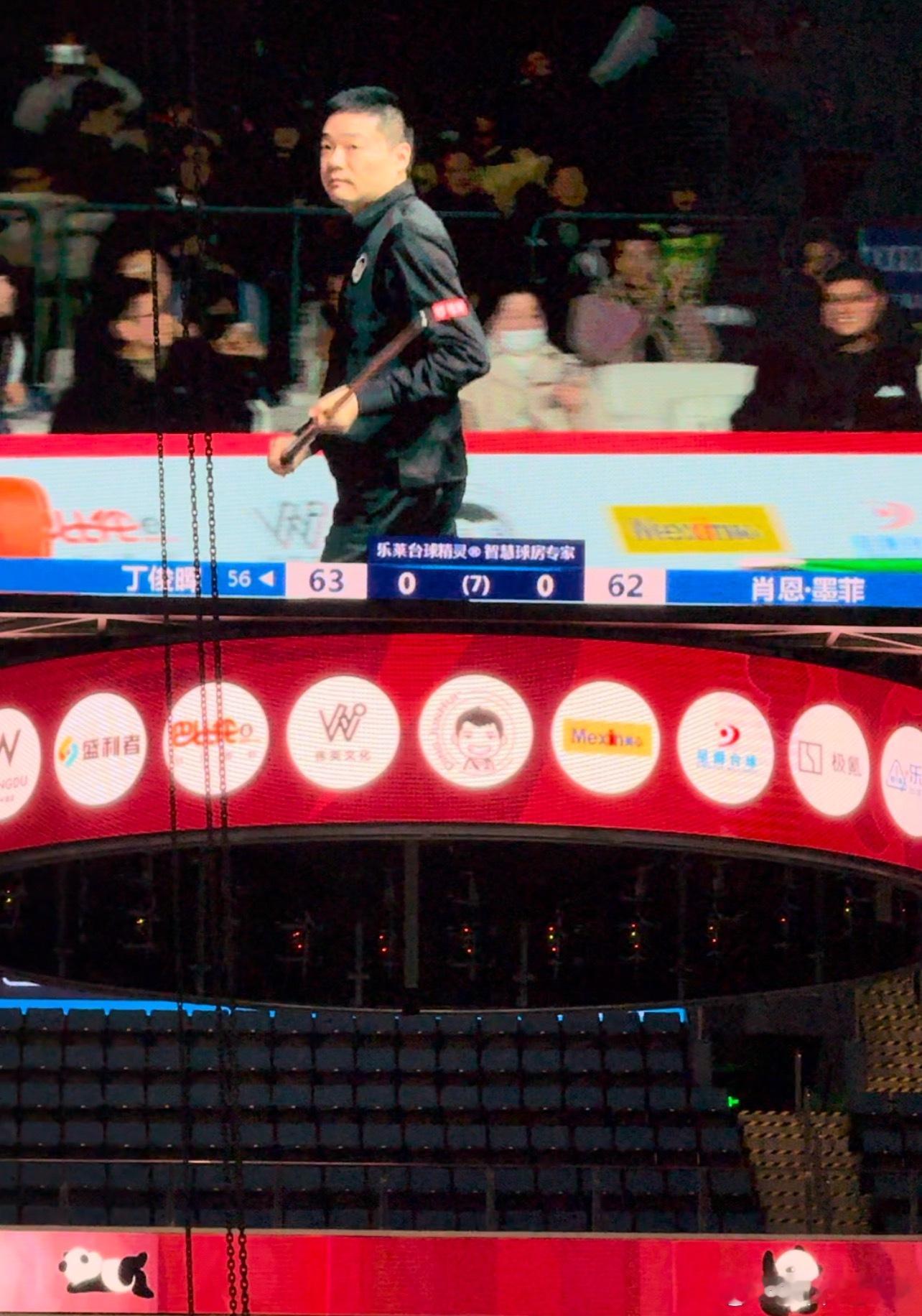 台球比赛太无聊了