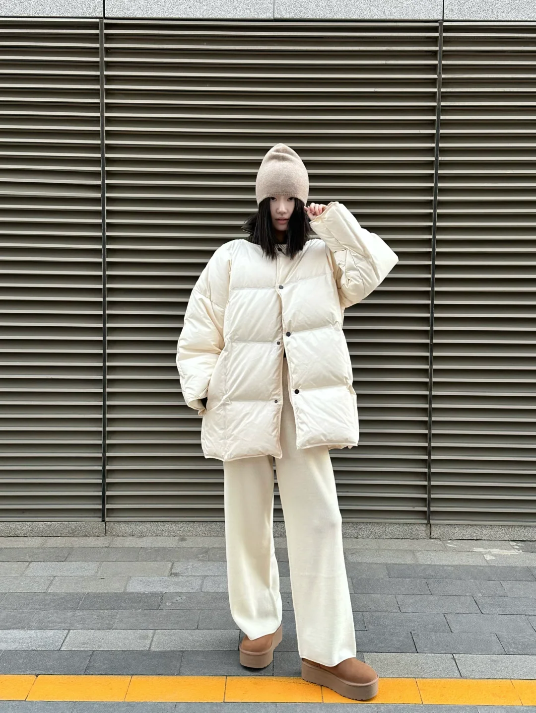 今天穿什么 我的白色羽绒服