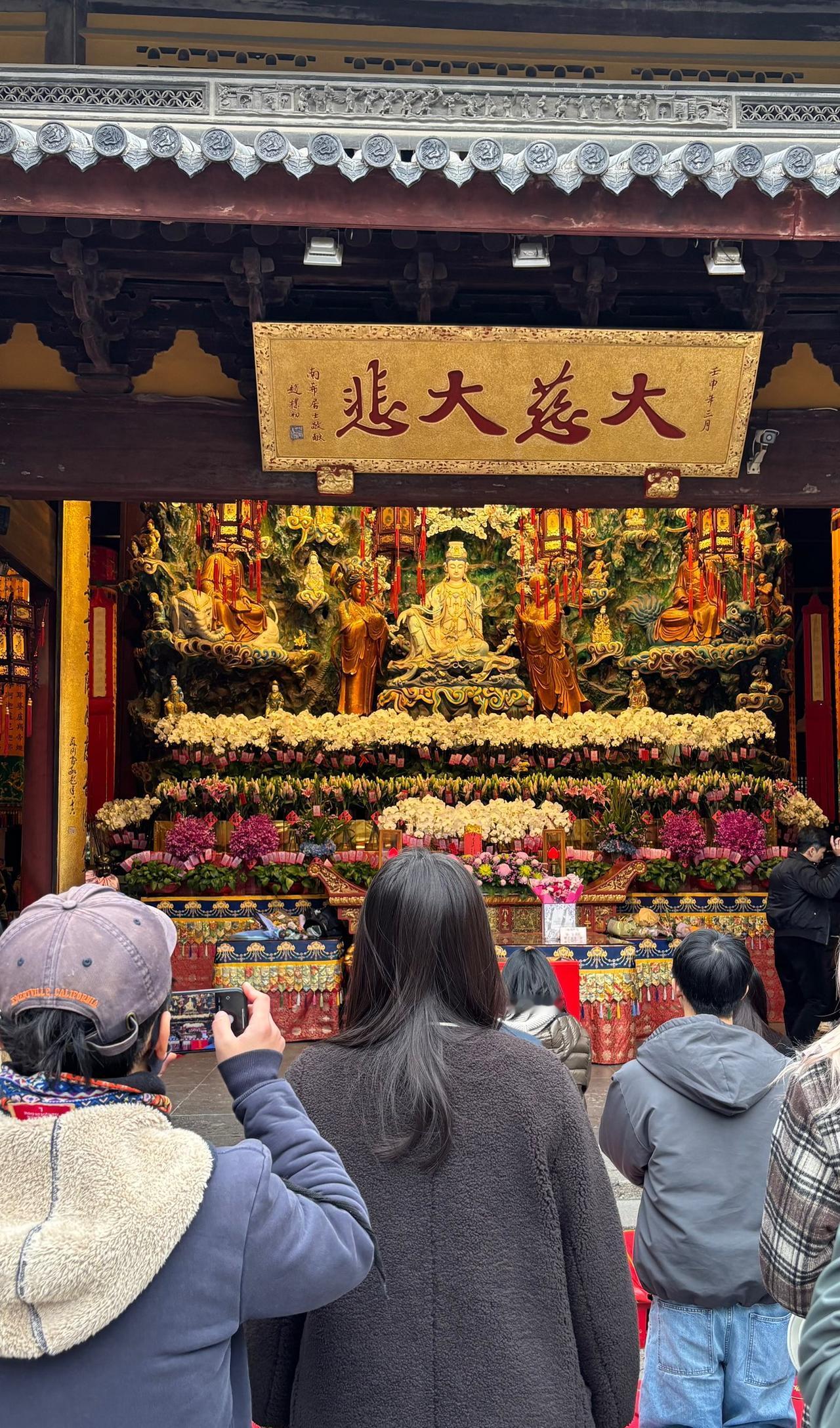 家人们，今天是冬至日，是2025年最后一个节气，从此以后所有的阴霾所有的不顺都将