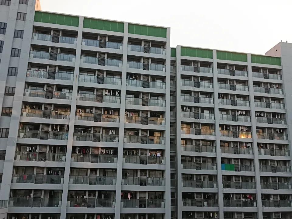 明天考试喽！
现在还是有点紧张的嘞！
加油加油