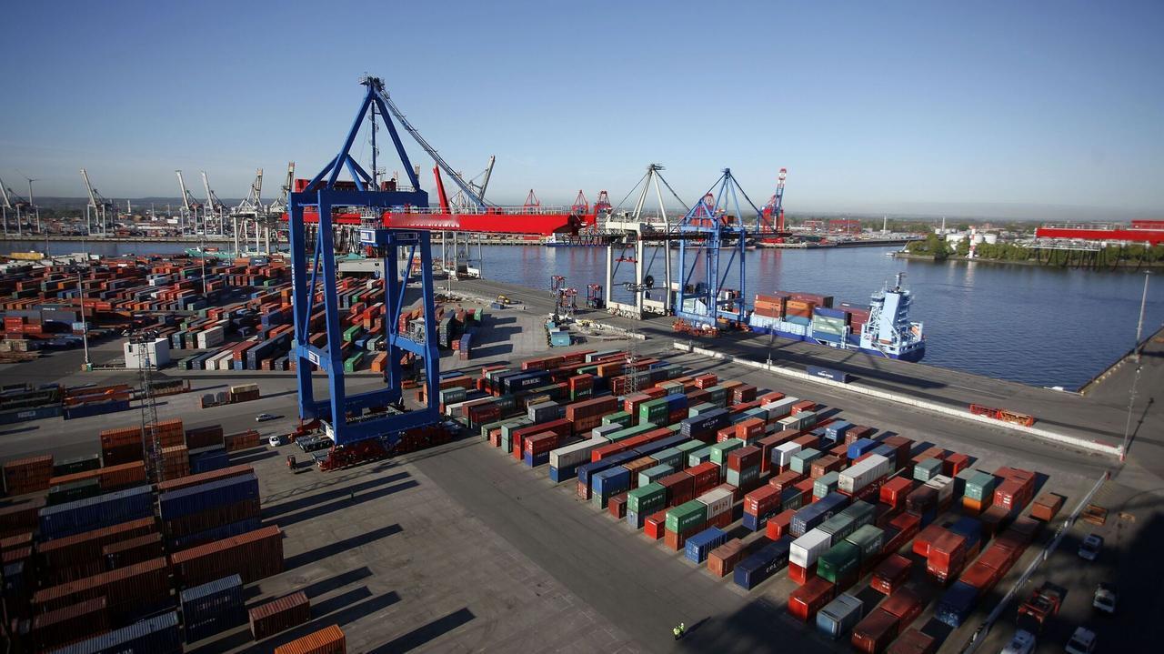 英国《金融时报》：中国和巴西成为美国新一轮关税的主要受益者

俄罗斯卫星通讯 2