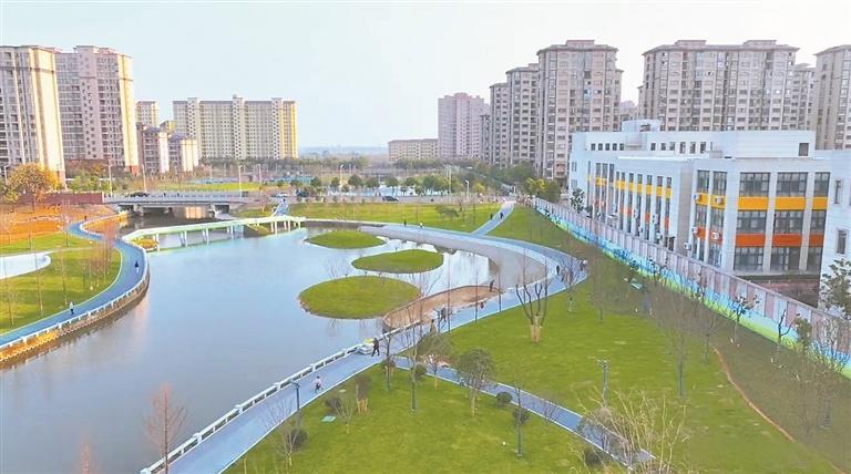 【江西日报头版头条｜草溪河，变了！】“戴上丝巾、帽子，去草溪河公园”“别忘了带上