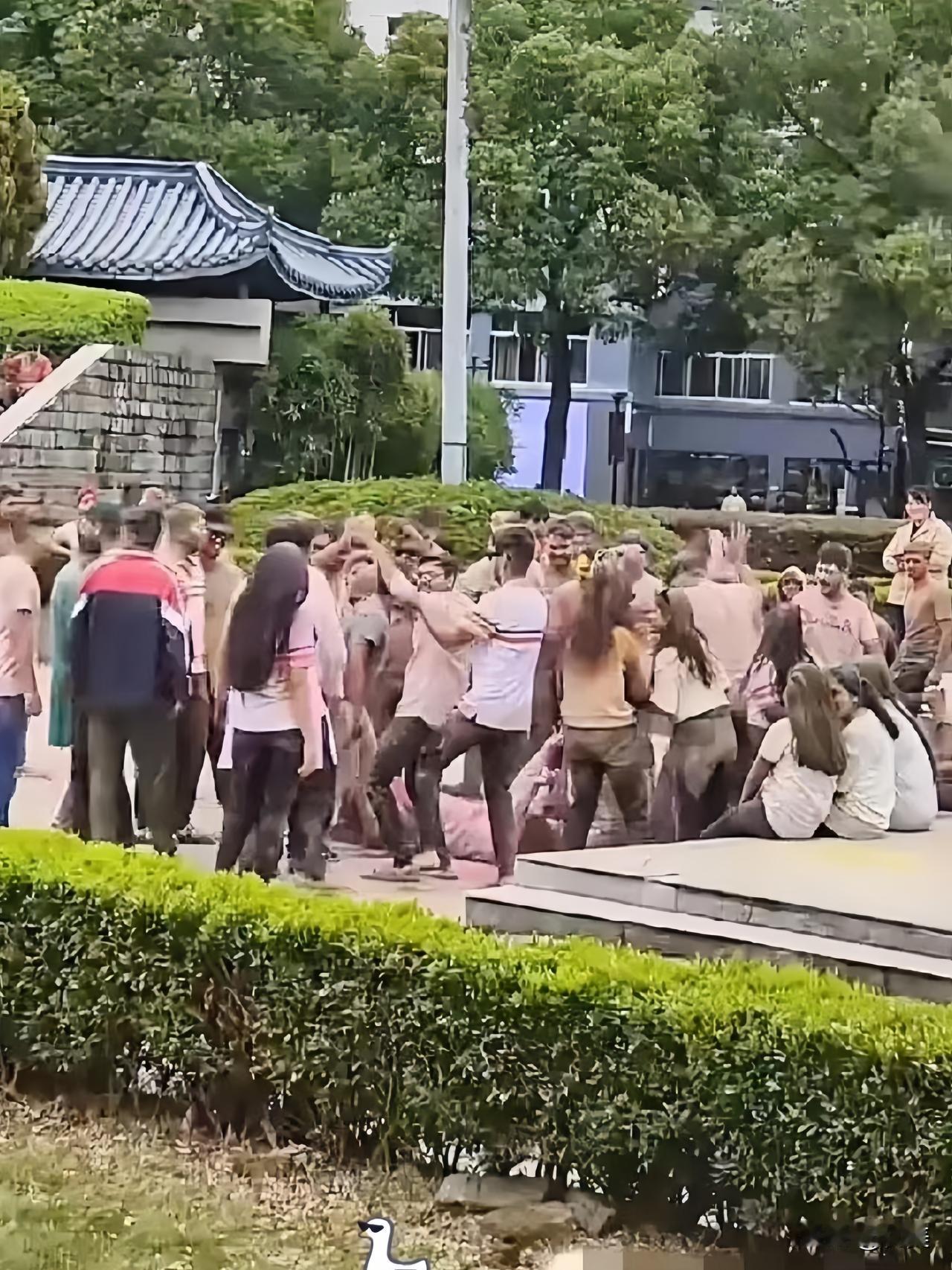 一觉醒来！
 
印度icon留学生要慌了……
 
随着科技竞争愈发白热化，印度留