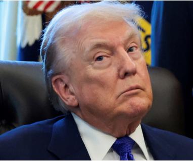 不得不佩服张召忠教授，当年他说特朗普如果再干一届，能把美国从头把交椅上给拉下来，