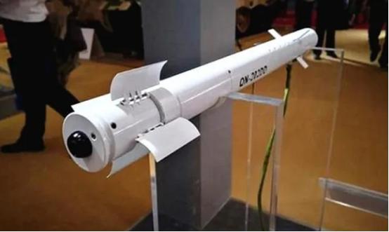 美军最恐惧的噩梦来了！中国“袖箭”导弹惊全球，3万元一发，重量不足4公斤，仅有黄