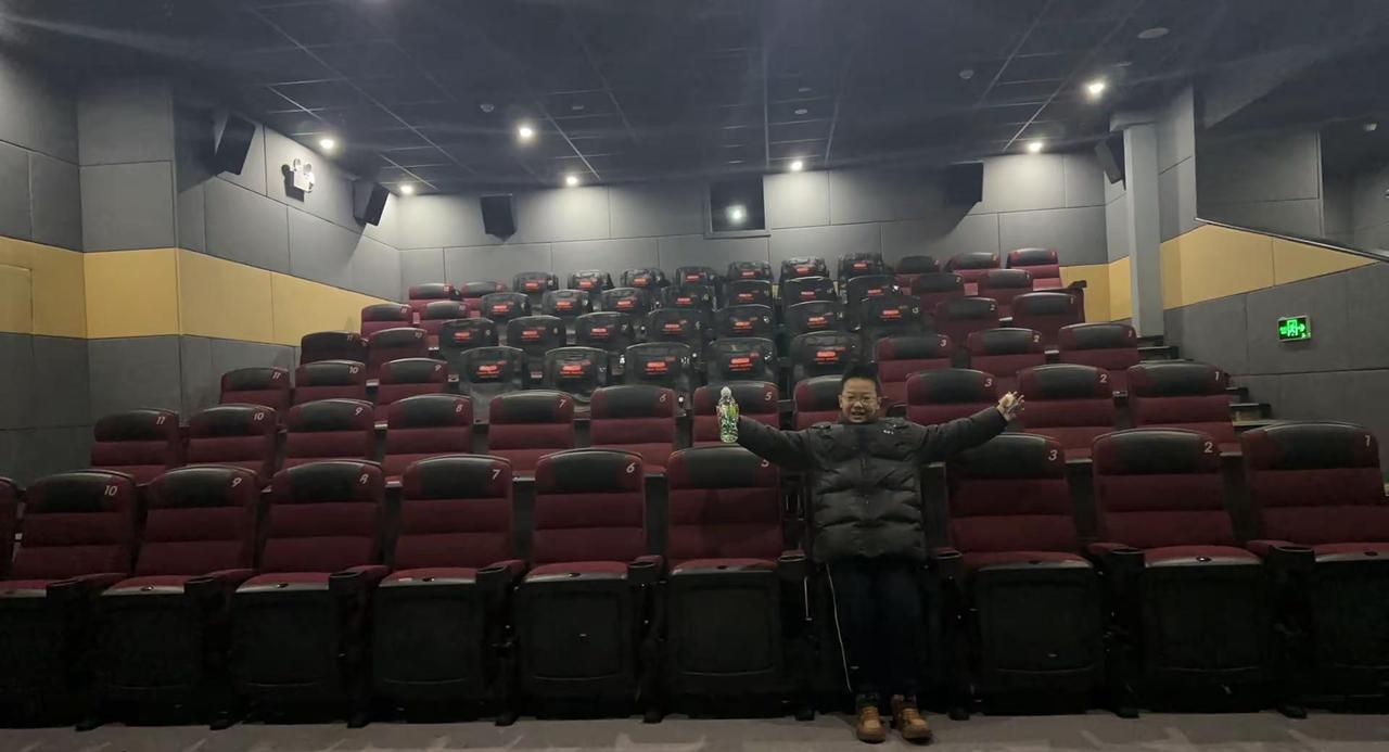 做个不扫兴的妈妈👩🏻    陪娃👧赴一场电影约～ 2026年年有熊～岁岁有