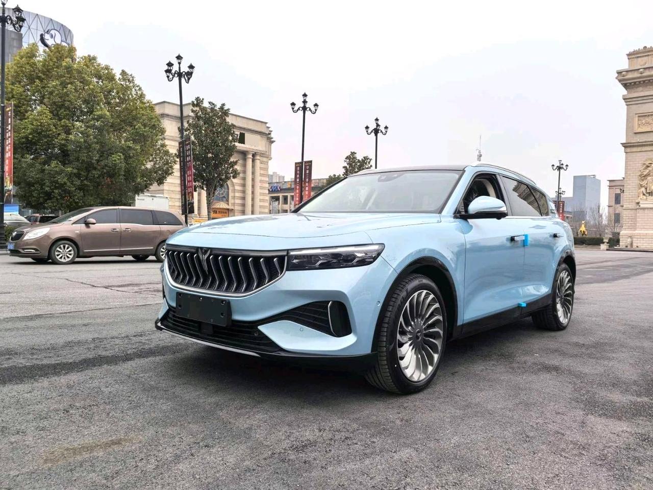 库存新车
岚图 2021款 FREE 两驱纯电版
指导价33.36万
​刚上牌 