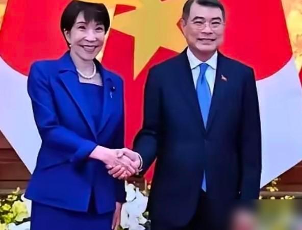 日本和越南传来消息！

高市早苗连任日本首相之后首次出访就选了越南，一见面就签了
