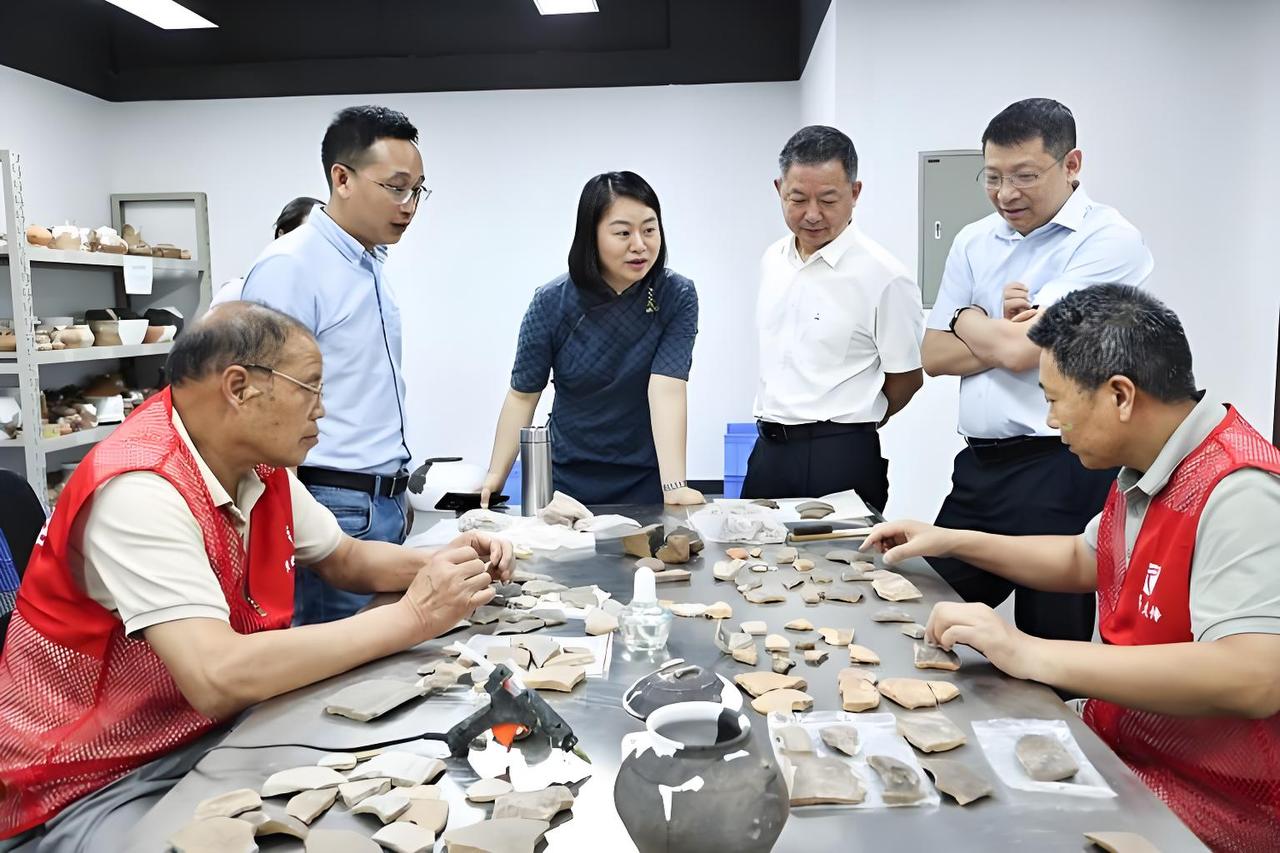 冷门考古专业值得报考吗？真心话不忽悠
别被影视剧滤镜骗了，考古专业远没有想象中浪