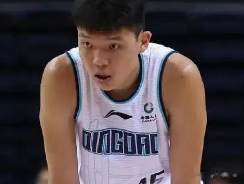 北京时间10月26日19:35，CBA常规赛第二轮，青岛男篮主场迎战同曦男篮！第