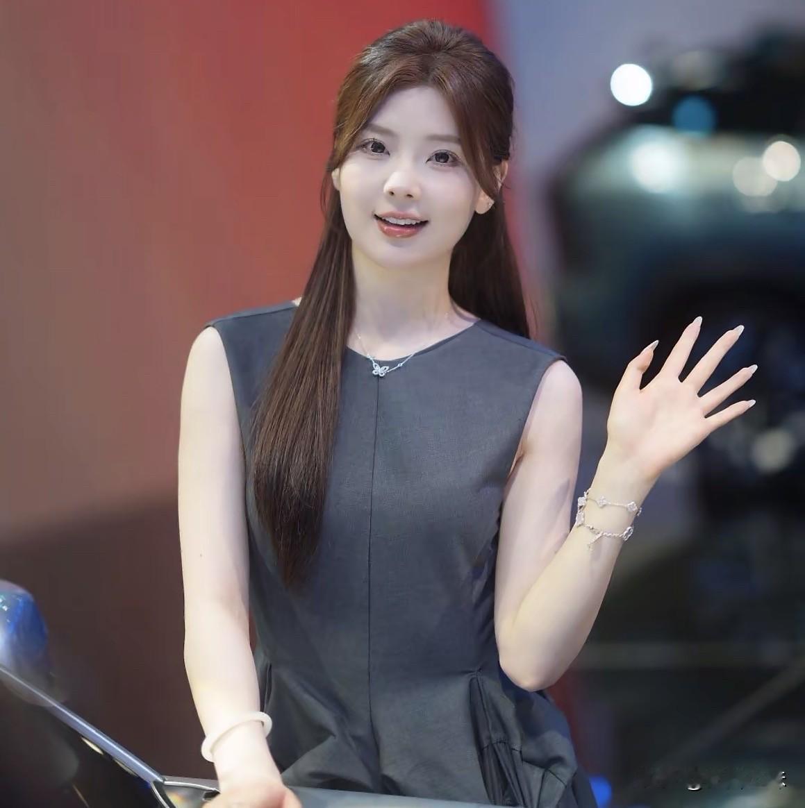 女生怎么穿搭会看上去很优雅