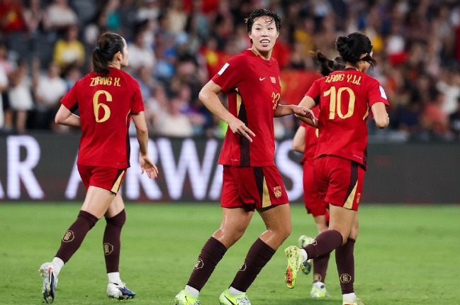 2026女足亚洲杯小组赛，🇨🇳中国队3-0完胜🇺🇿乌兹别克斯坦，取得两连