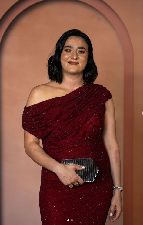 贾巴尔最新照片，孕态初显网坛风云