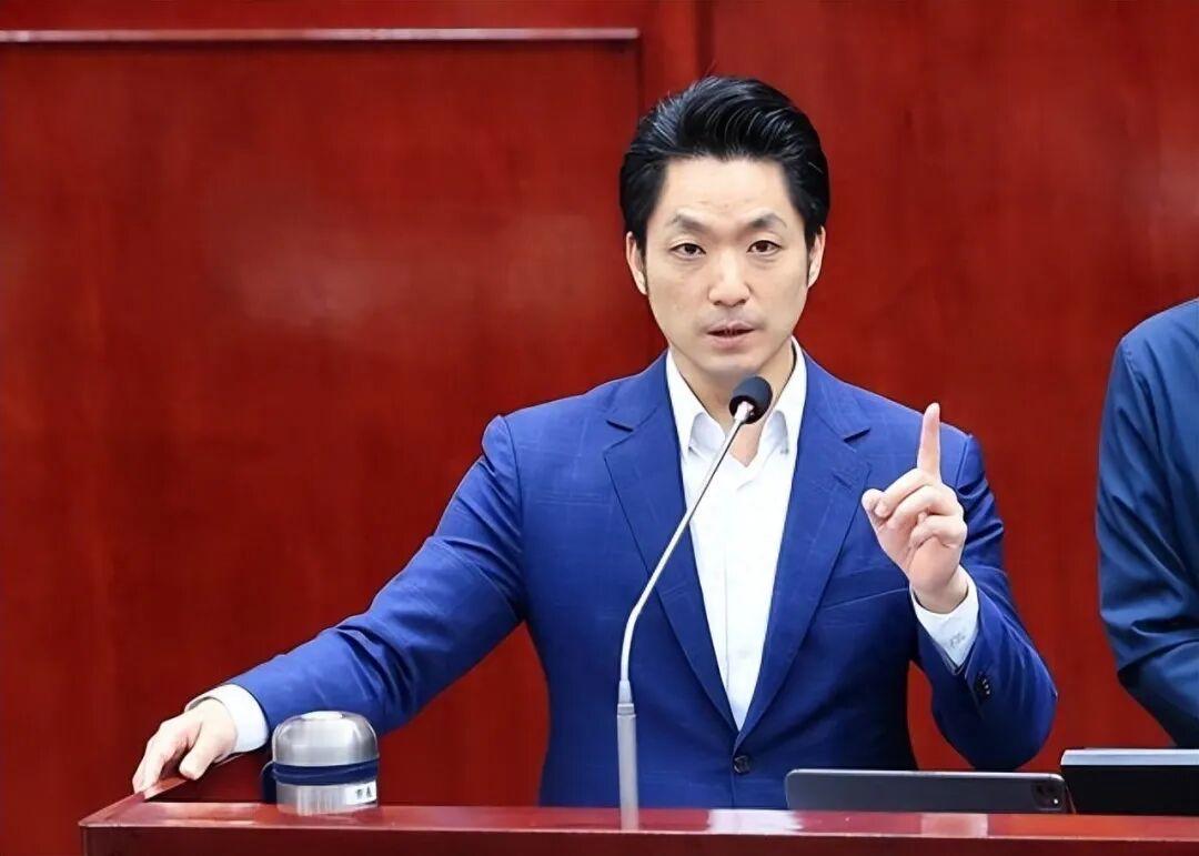 联合早报今天（12月28日）报道：“台北市长蒋万安星期天（12月28日）赴上海出