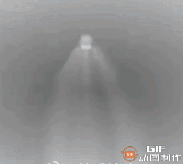 外国网友剪辑的“榛子”中程高超音速导弹画面。

很漂亮

但我不认为飞行状态画面