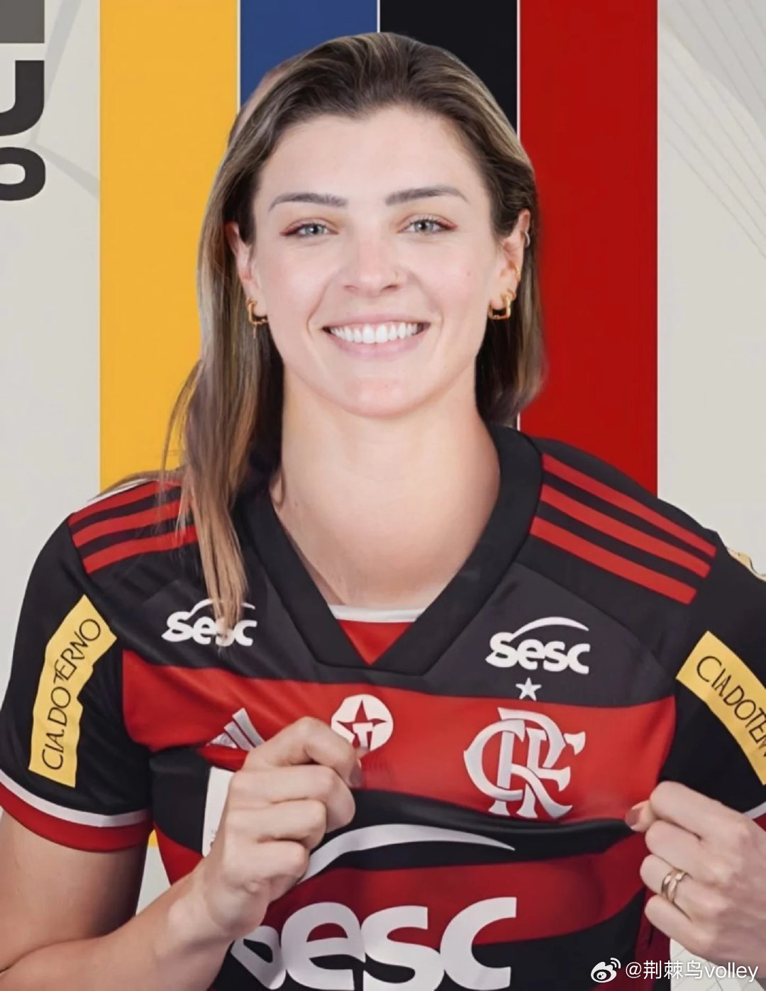4月9日将满32岁的巴西女排接应罗萨玛利亚下赛季将回归巴超加盟弗拉明戈。这是罗萨