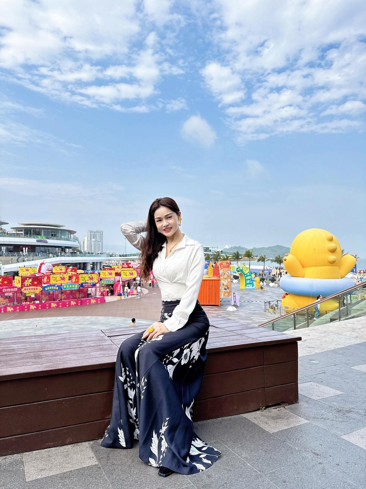 来日并不方长，有想见的人就去见，有想做的事就去做……不如见一面哪怕是一眼穿搭技巧