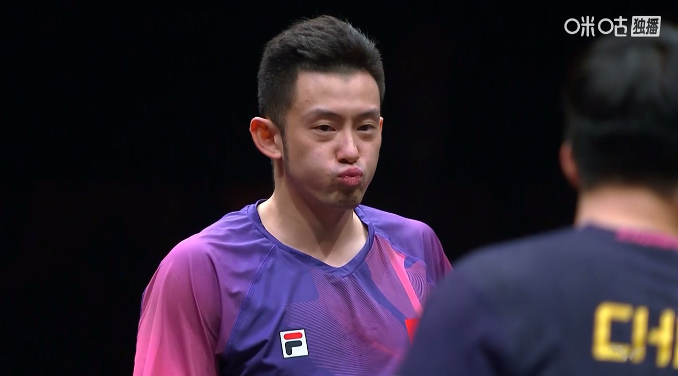 看麻瓜评论区我才想起来黄镇廷已经有二胎了这件事（还没生出来）） 