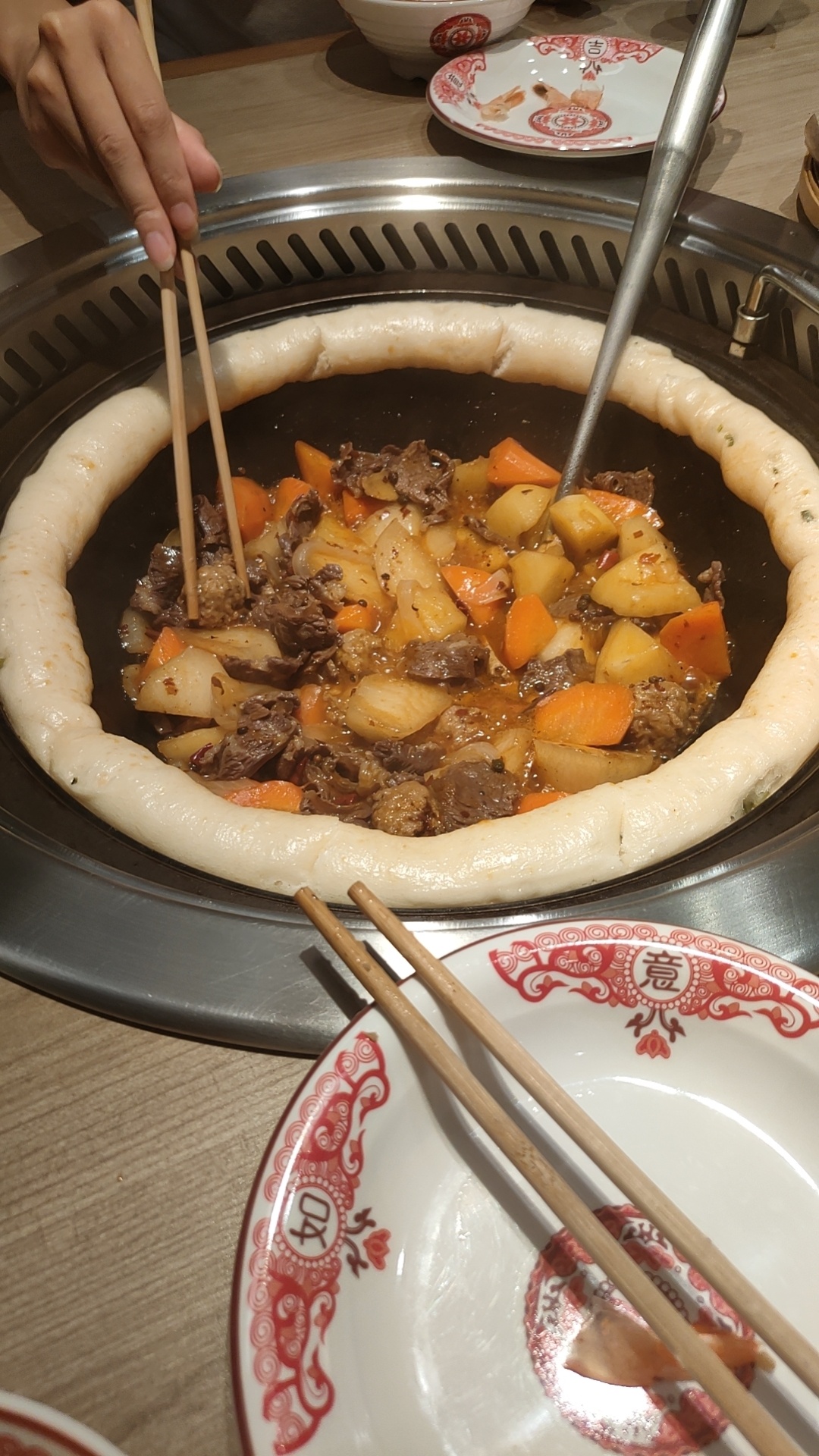 铁锅炖 互友圈先吃 