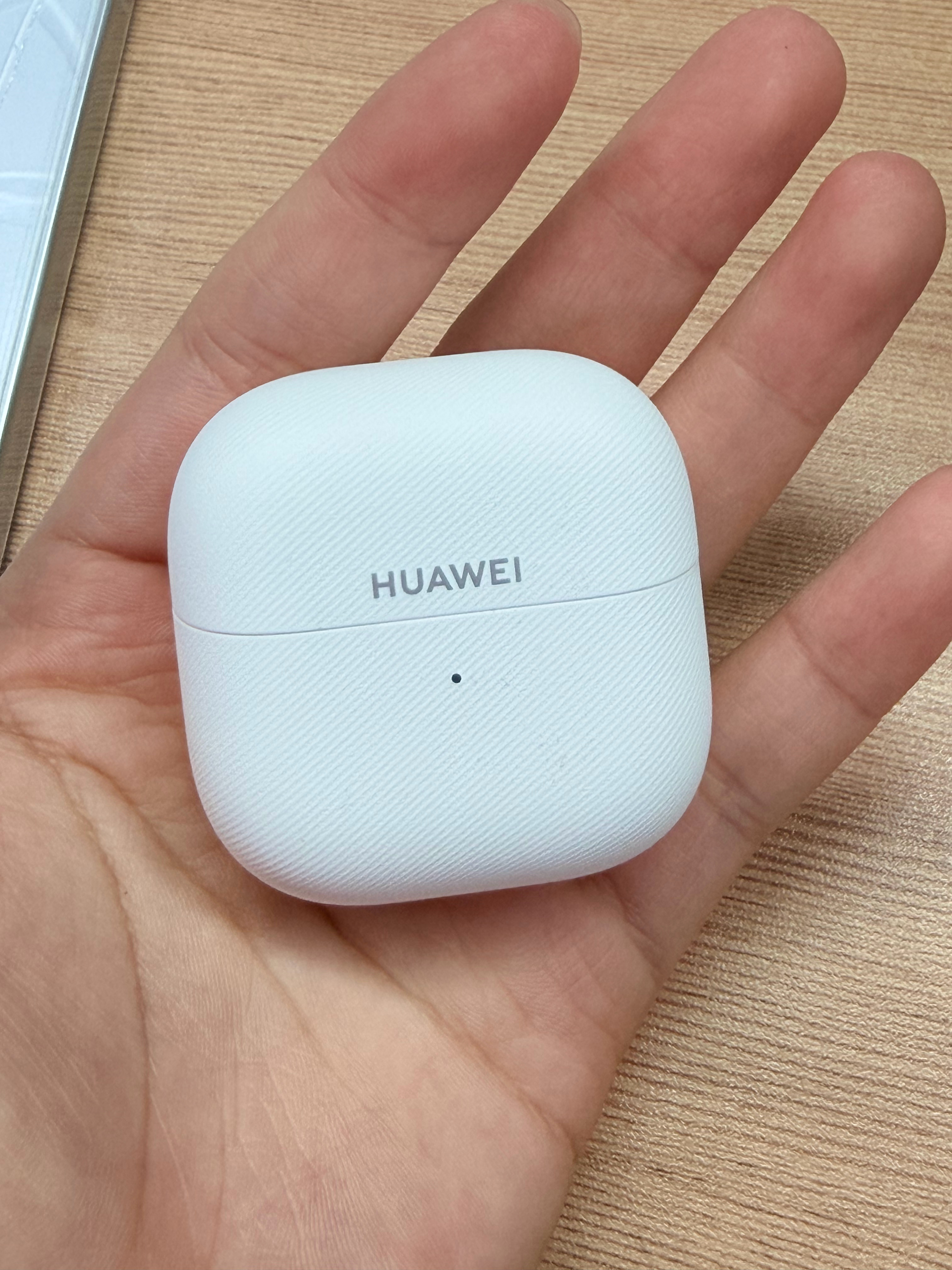 到底是谁取消有线耳机的 只有我更喜欢无线耳机吗🥲随便怎么动，没有一根线的束缚我