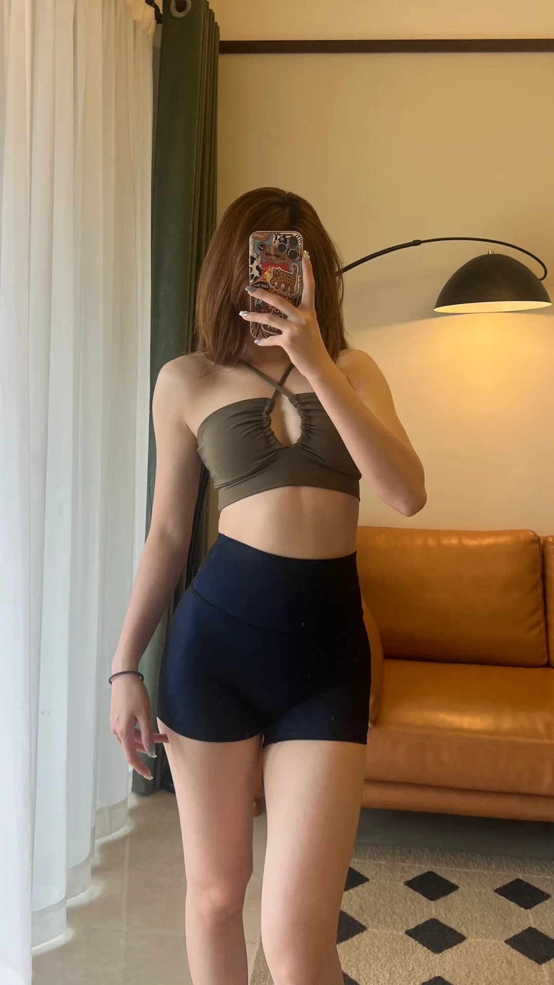 168/112 健身穿搭