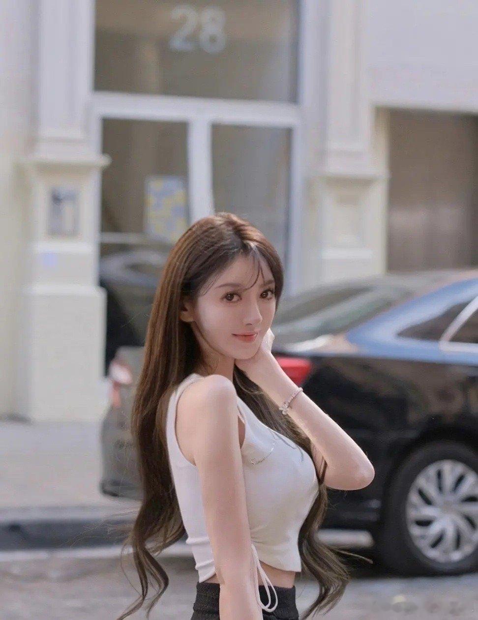 这种身材是天生的还是do的[思考] ​​​