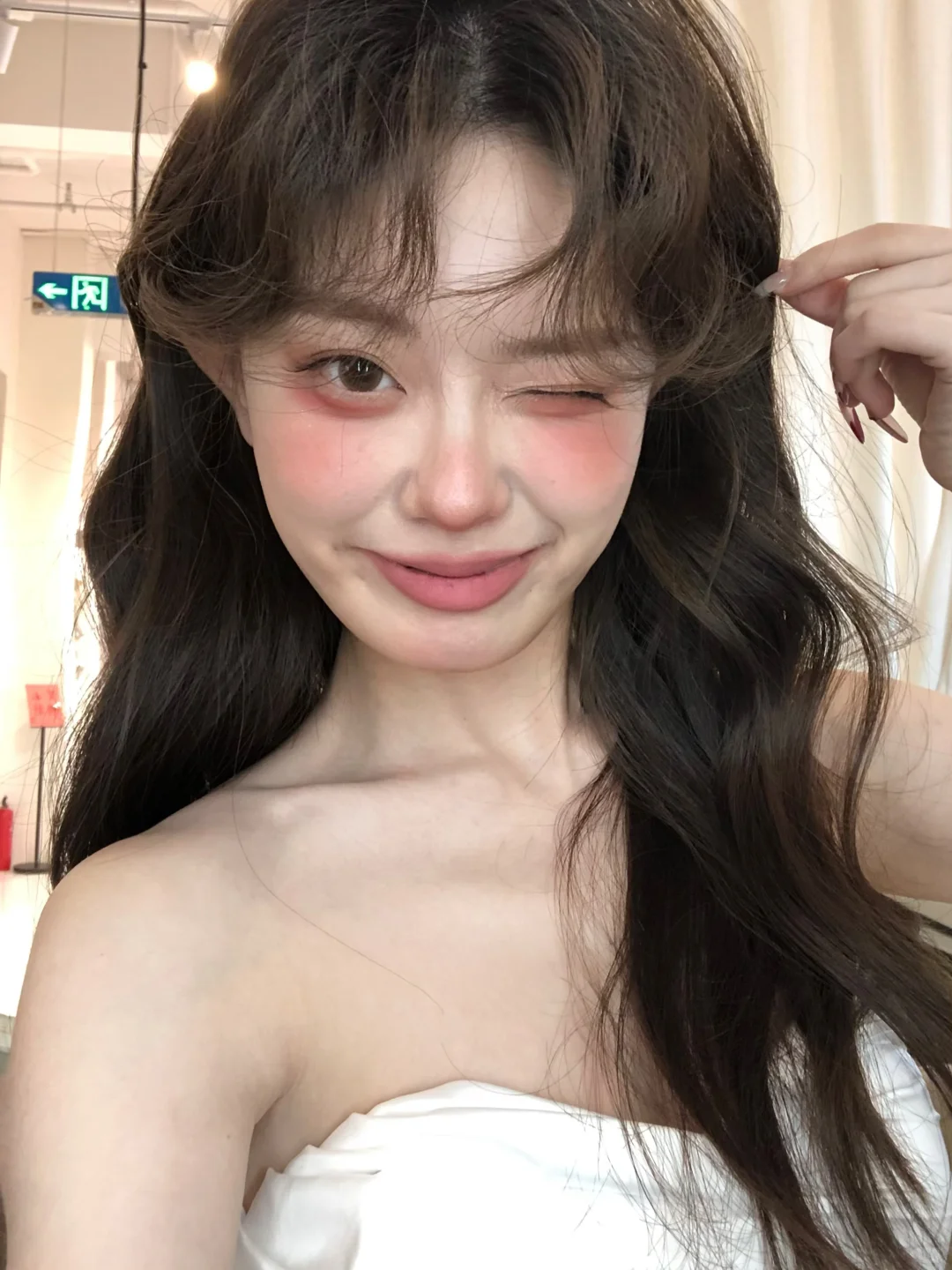 有点小病娇妆容