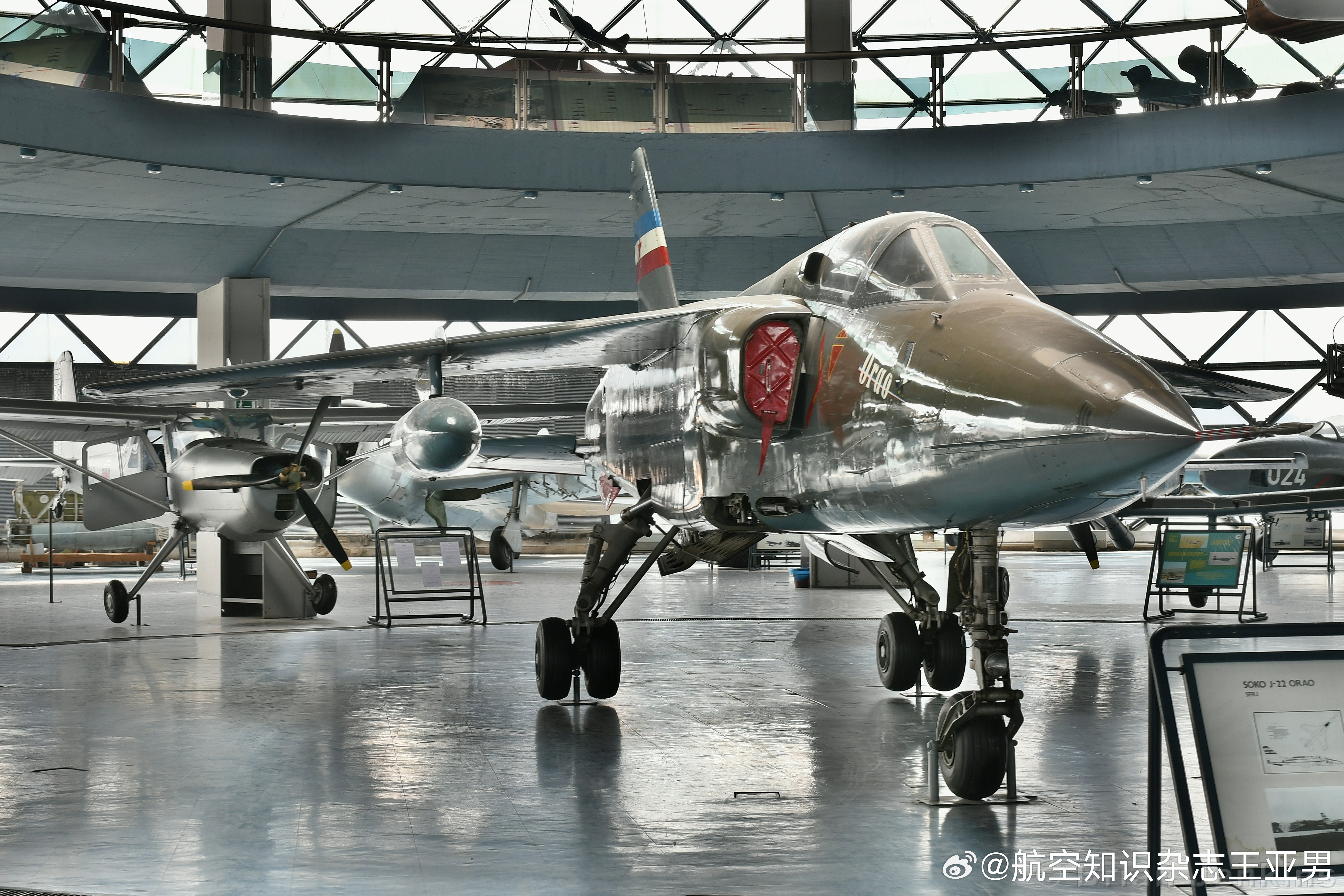 #航空创作计划# 保存在贝尔格莱德航空博物馆中的SOKO J-22“鹰”式攻击/