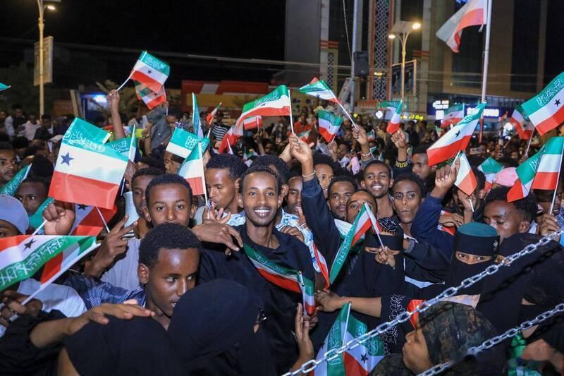 【“唱反调”？以色列承认索马里兰“独立”，欧盟呼吁尊重索马里主权】海外新鲜事 在