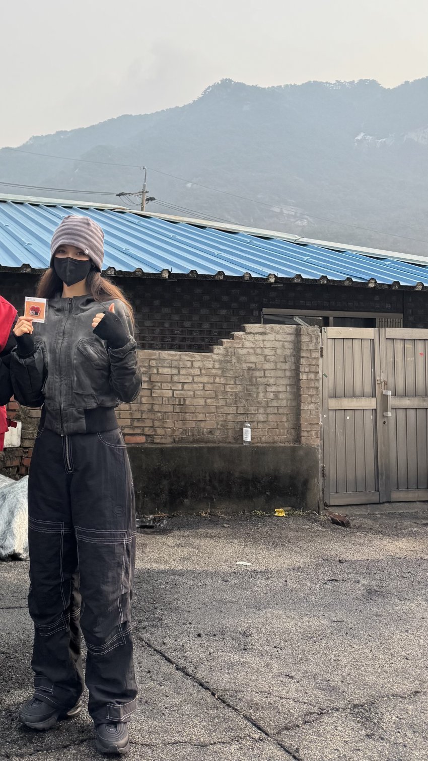 与此同时，Danielle此刻正在参加慈善志愿活动。op：我刚刚和Daniell