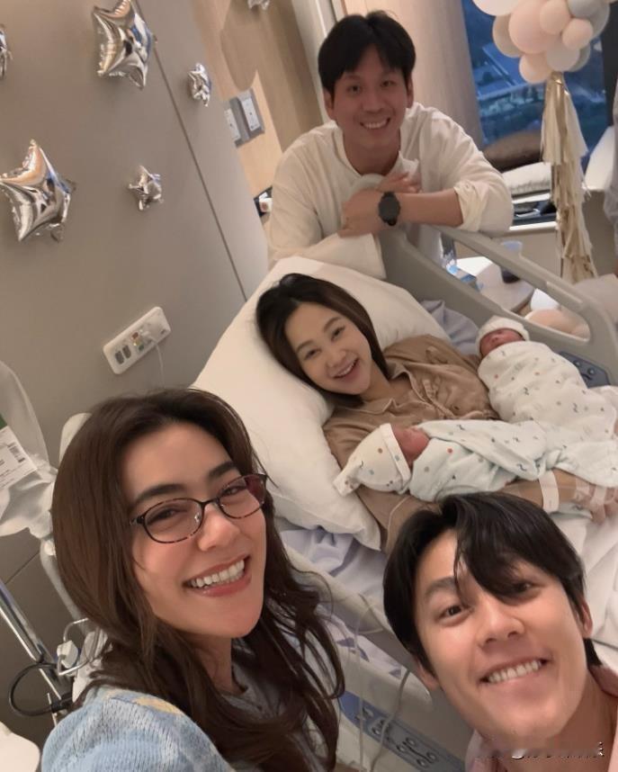 【泰娱BG之光Mark和妻子去看望姐姐和双胞胎外甥】