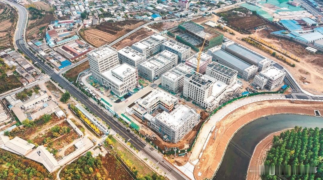 锦州这次好起来了，区域中心城市的地位优势显现出来了，根据最新消息，北京中关村已经